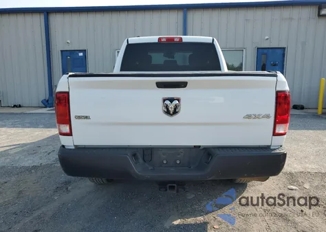 2016 Ram 1500 St z USA, uszkodzony, nr VIN 1C6RR7FT8GS212433